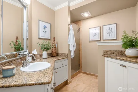 $1,165,000 | 410 2nd Avenue South, Unit 111, Kirkland, WA 98033