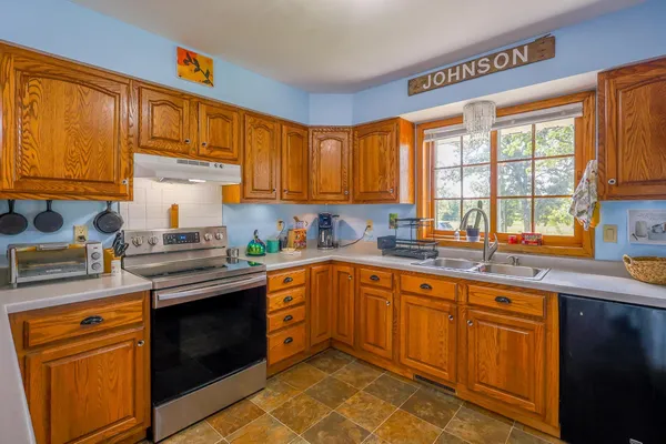 $398,800 | 2019 Whiting Road Northwest, Bemidji, MN 56601