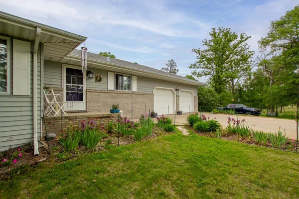 $398,800 | 2019 Whiting Road Northwest, Bemidji, MN 56601