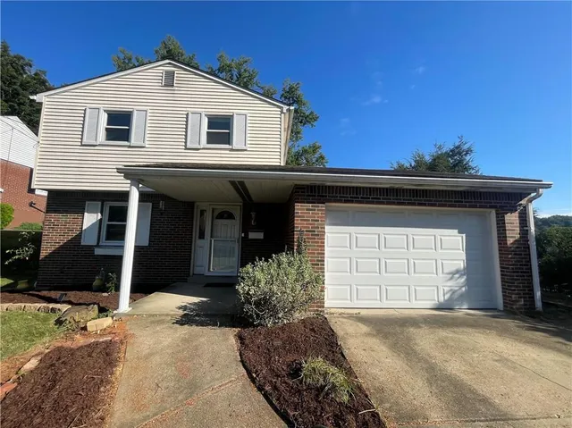 $199,000 | 300 Oliver Drive, White Oak, PA 15131