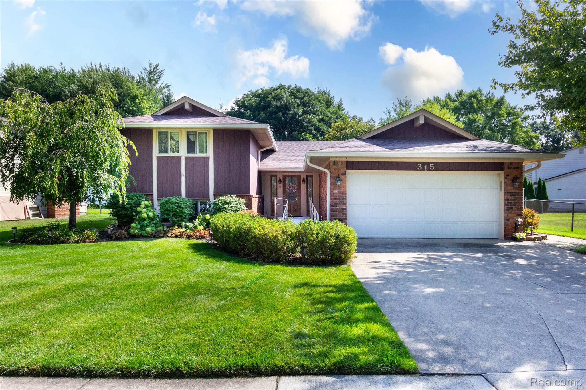 315 Meadowlake Road Canton, MI 48188 - Photo 1 of 43 front (1).jpg