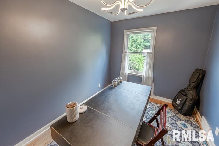 210 West Wolf Road Peoria, IL 61614 - Photo 43 of 60