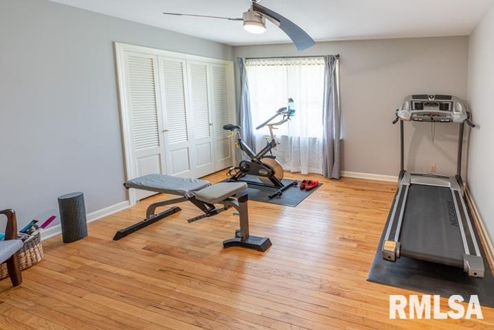 210 West Wolf Road Peoria, IL 61614 - Photo 48 of 60