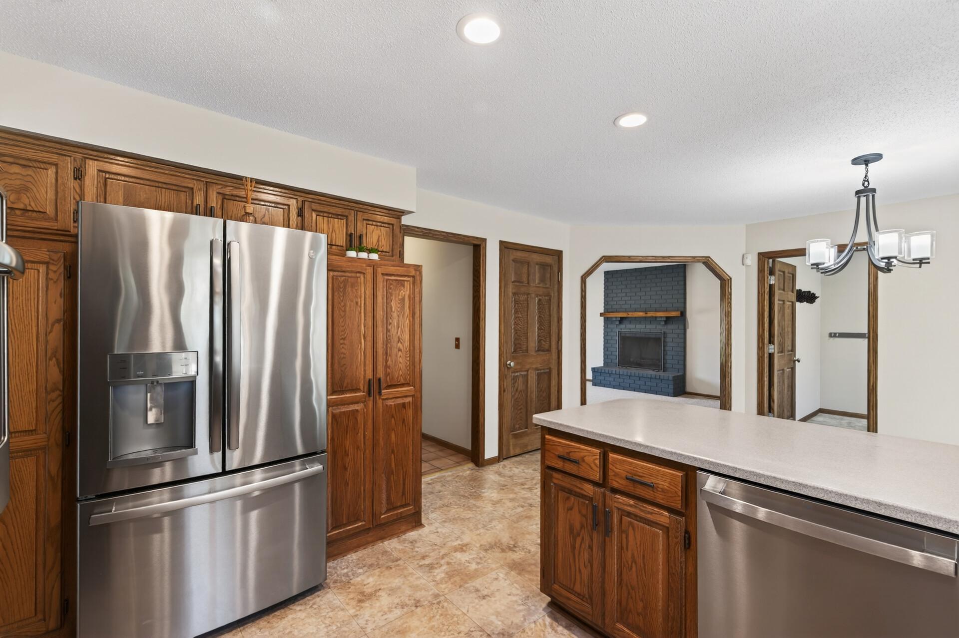 8809 Inverness Terrace Brooklyn Park, MN 55443 - Photo 14 of 55