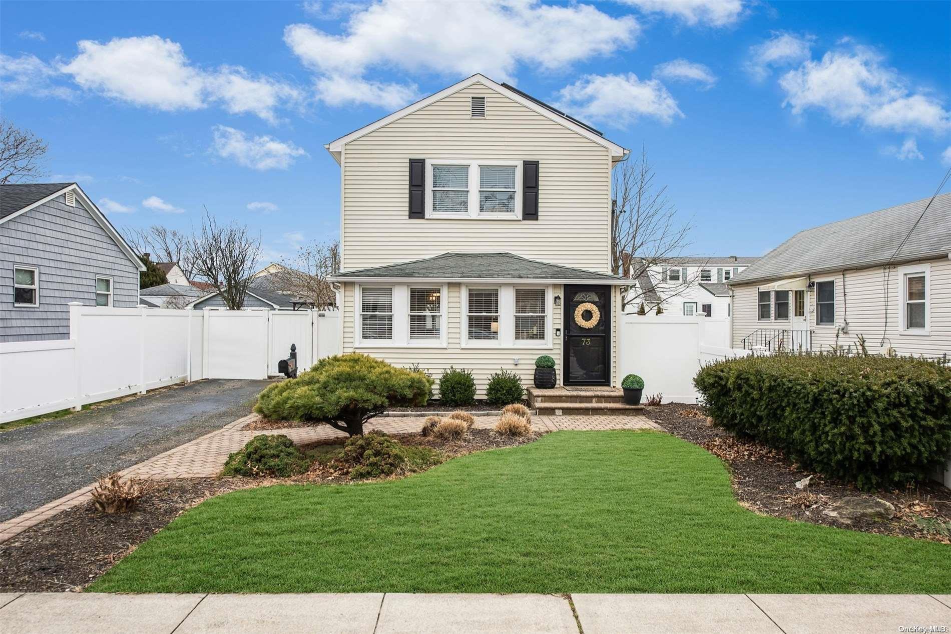 73 East Minerva Road Lindenhurst, NY 11757 - Photo 1 of 1 Gallery Image 1