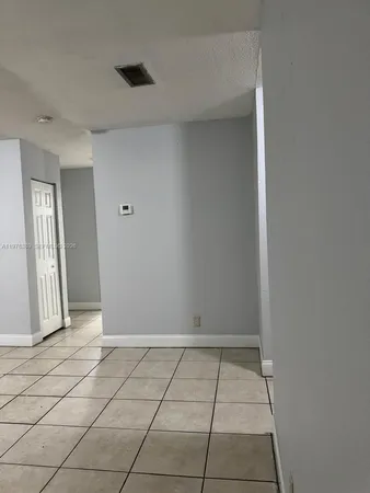 $1,800 | 4251 Northwest 5th Street, Unit 247, Plantation, FL 33317