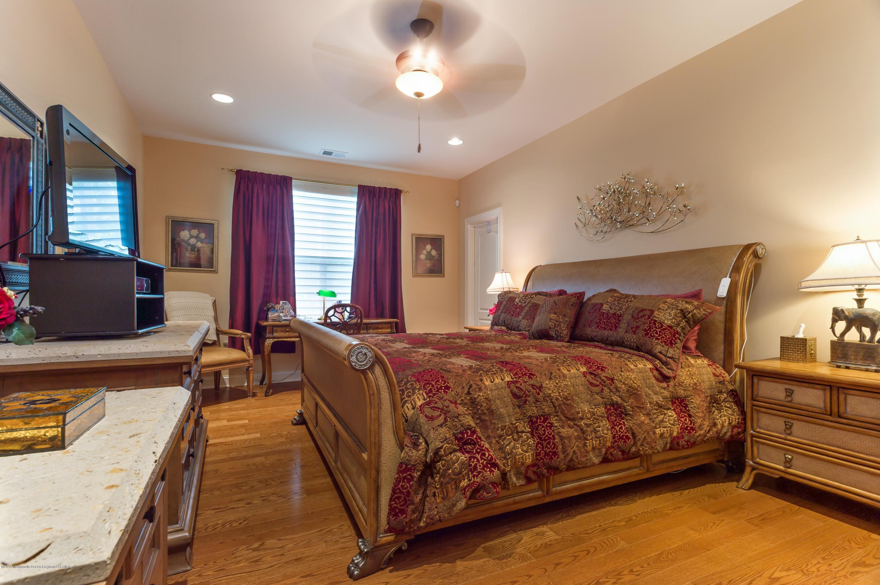 5 Denerail Road Manalapan, NJ 07726 - Photo 12 of 22 12_5DenerailRoad_14_MasterBedroom_HiRes