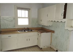 530 Mountain View Road Bluff City, TN 37618 - Photo 7 of 8 Kitchen