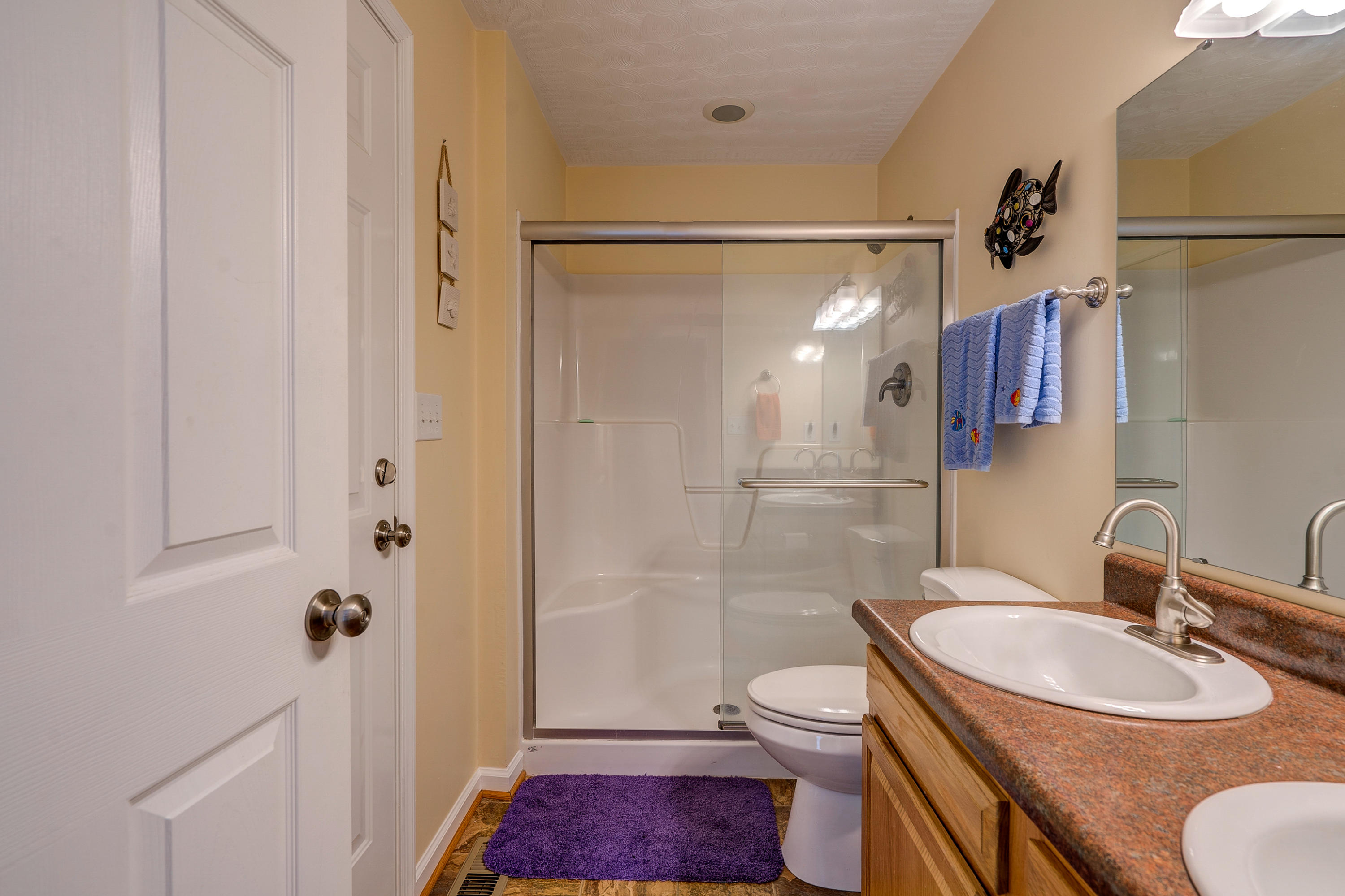 3043 Airport Road Moneta, VA 24121 - Photo 21 of 28 DSC00411-2_2-2_3-2_4-2_5-2