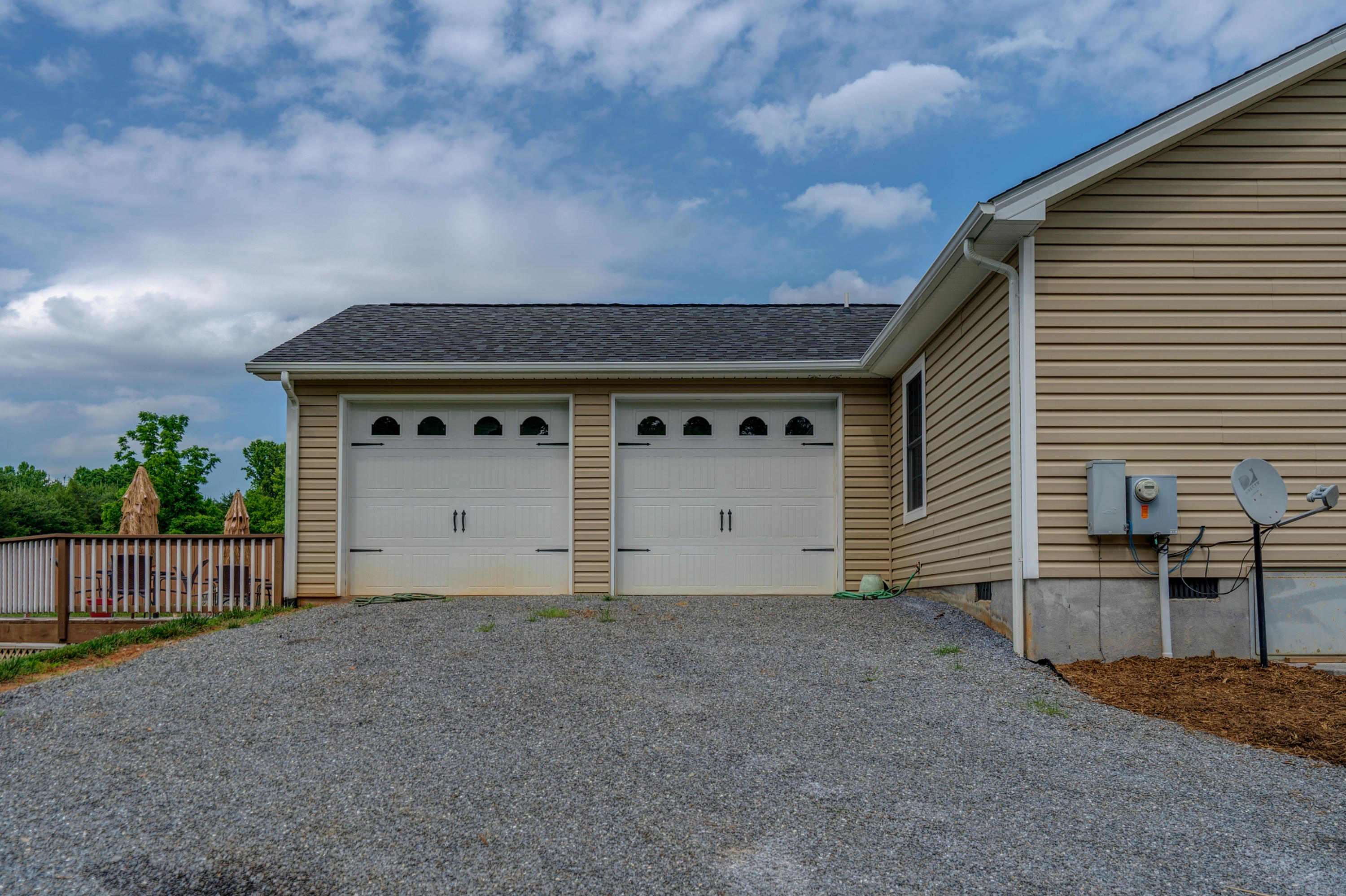 3043 Airport Road Moneta, VA 24121 - Photo 4 of 28 DSC00321-2_2-2_3-2_4-2_5-2