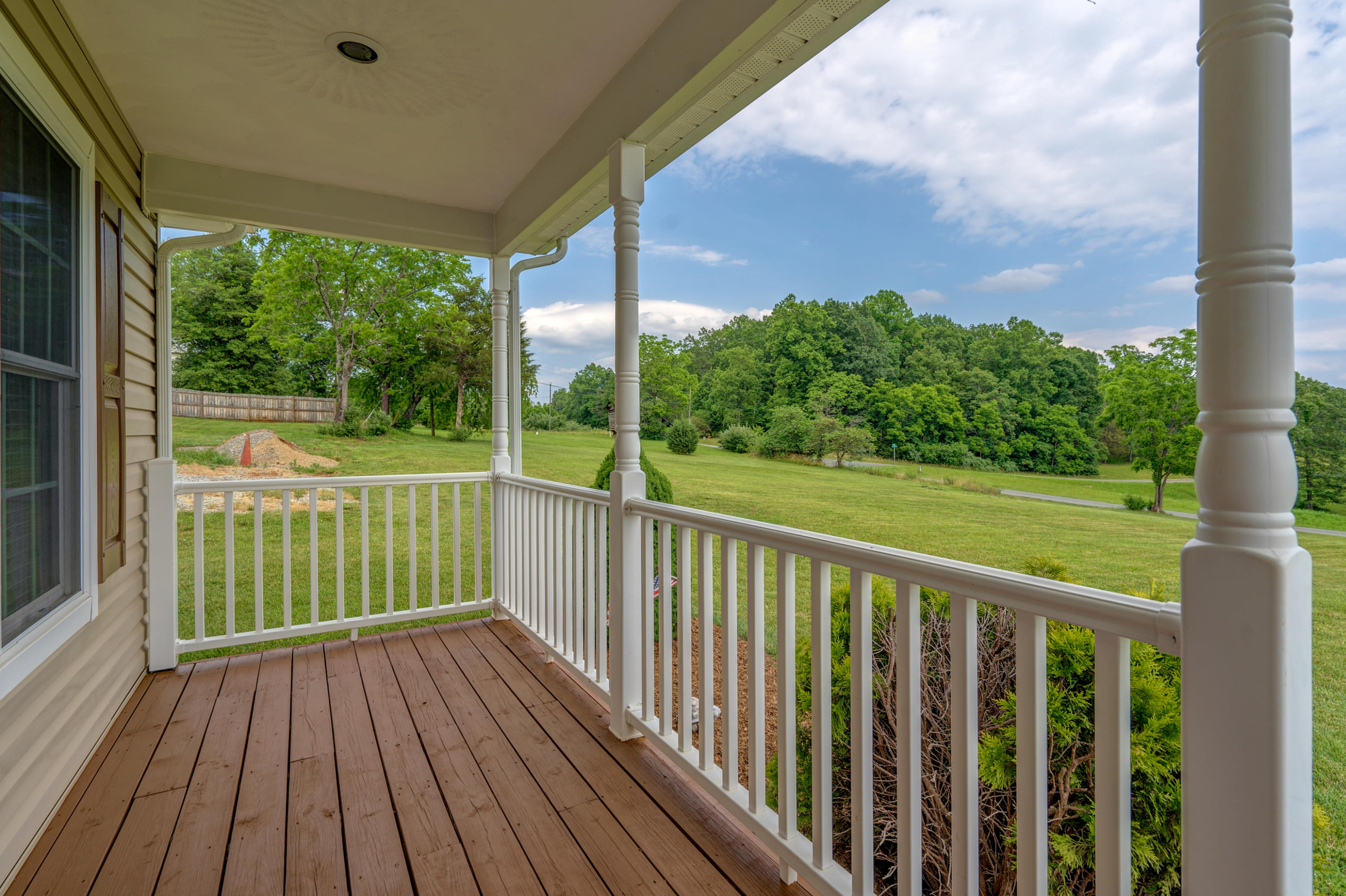 3043 Airport Road Moneta, VA 24121 - Photo 6 of 28 DSC00331-2_2-2_3-2_4-2_5-2