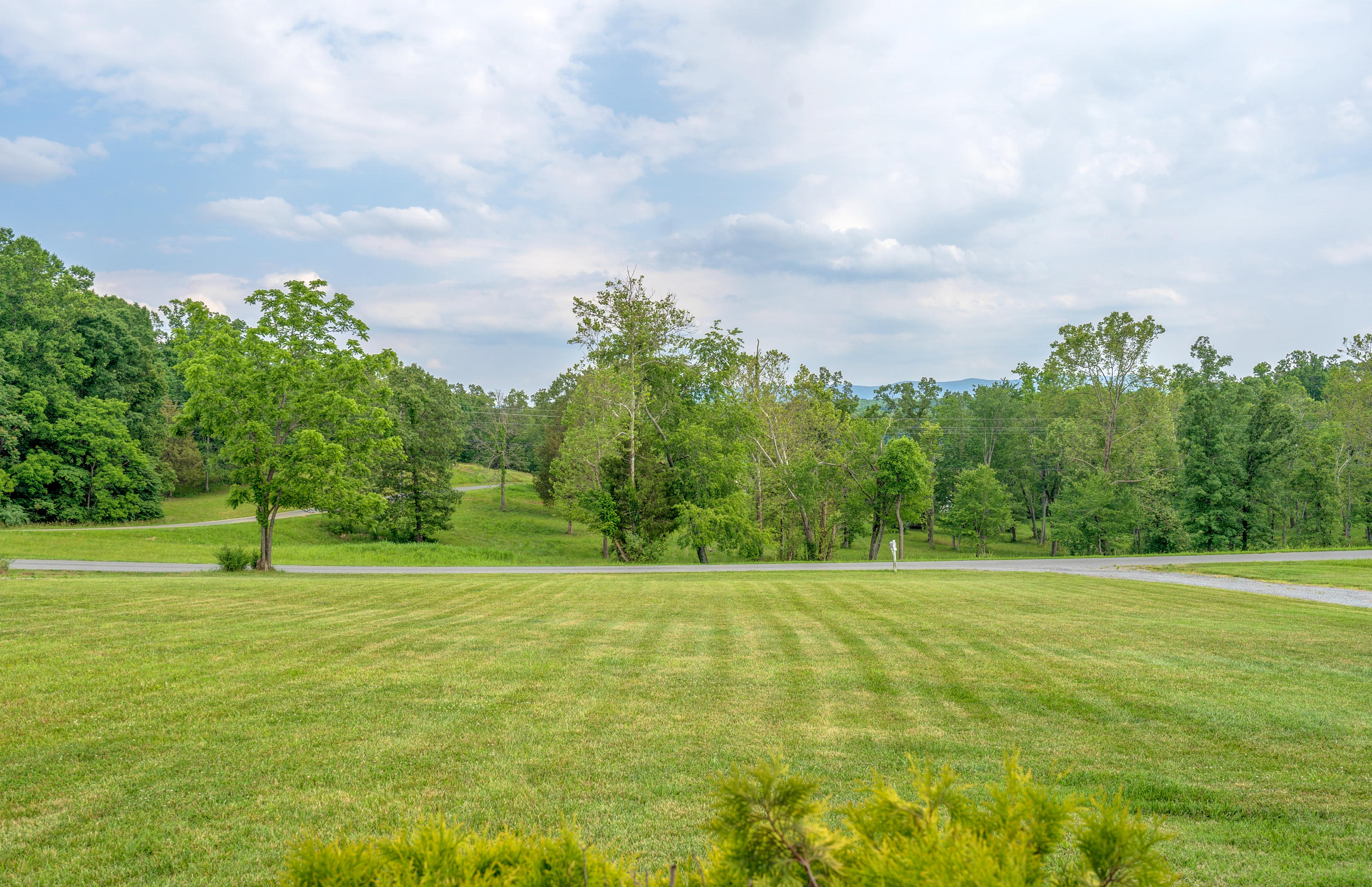 3043 Airport Road Moneta, VA 24121 - Photo 7 of 28 DSC00336-2_37-2_38-2_39-2_40-2