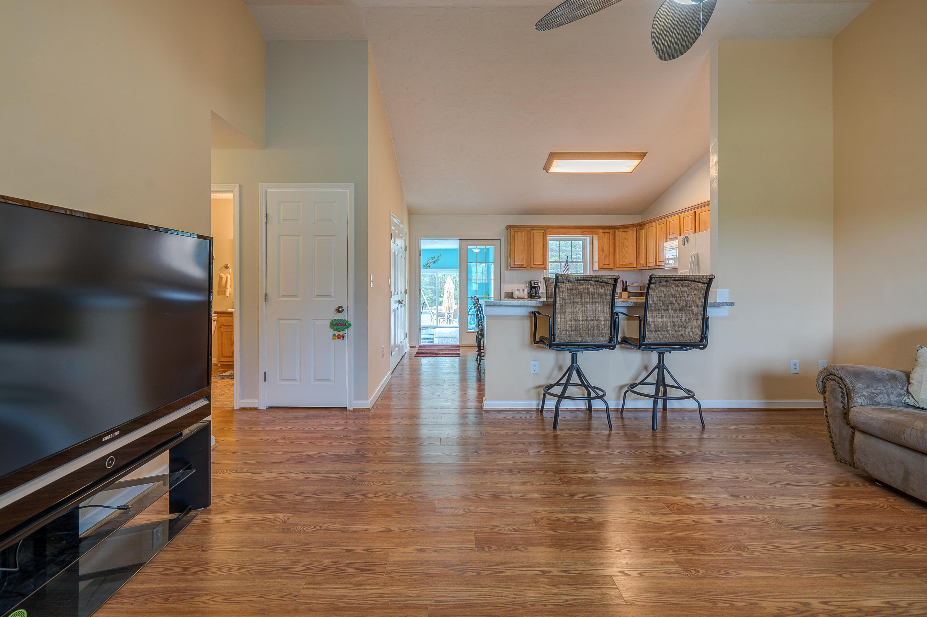 3043 Airport Road Moneta, VA 24121 - Photo 9 of 28 DSC00341-2_2-2_3-2_4-2_5-2