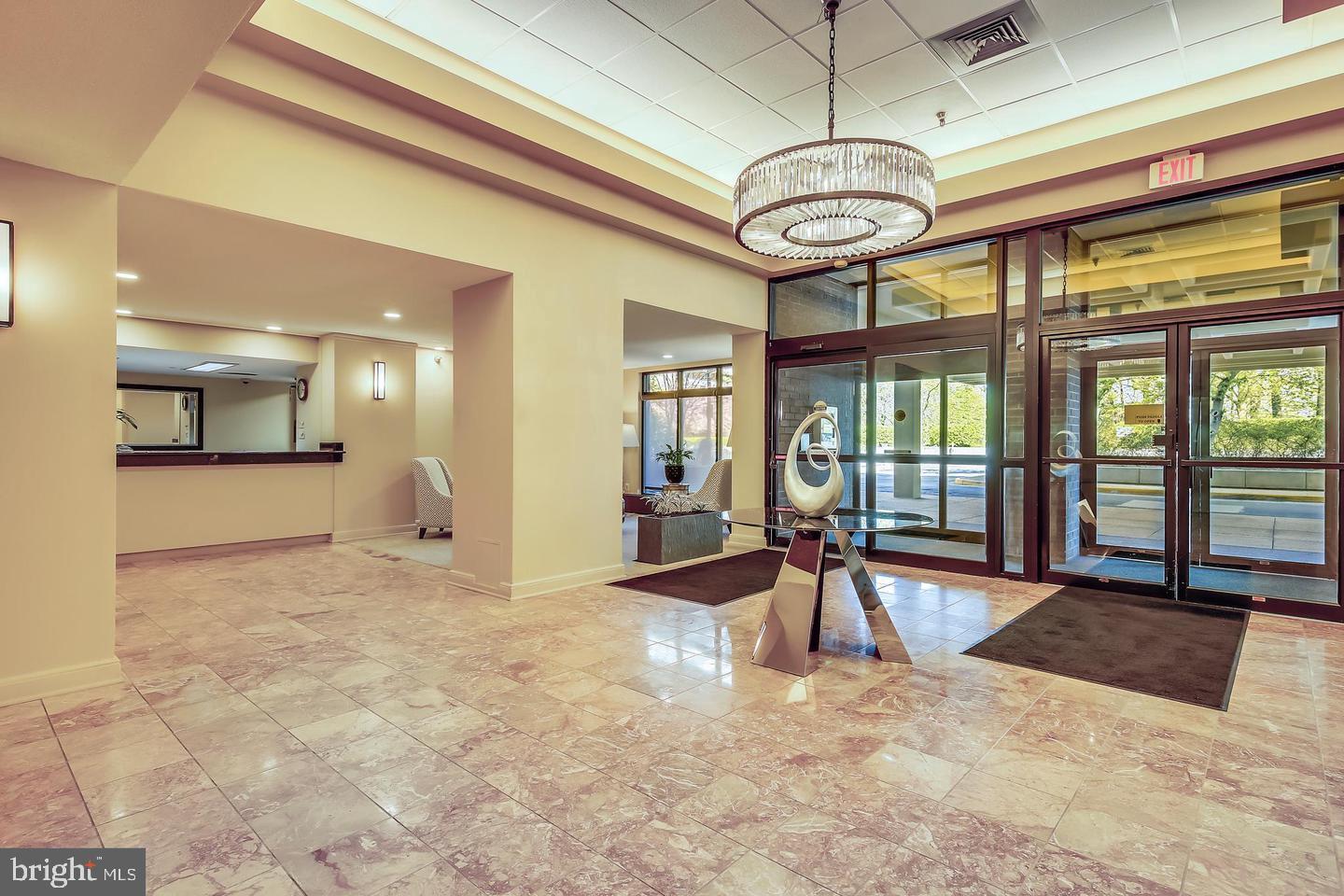 1808 Old Meadow Road, Unit 910 McLean, VA 22102 - Photo 14 of 28