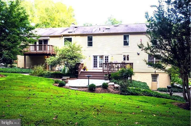 $6,500 | 9701 Georgetown Pike, Great Falls, VA 22066