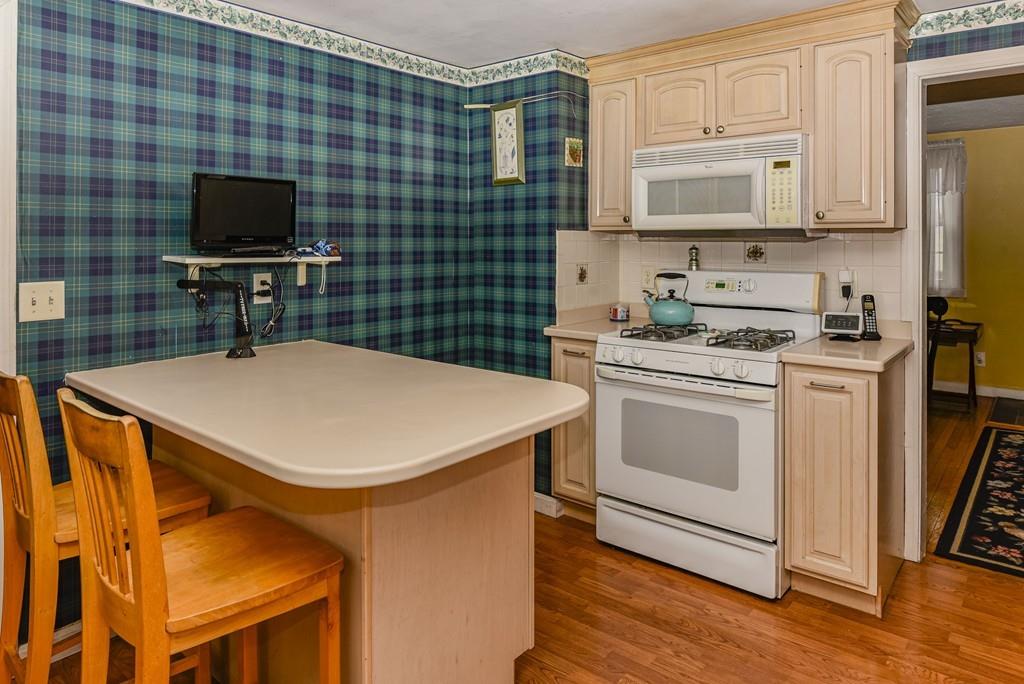 15 Amherst Road Braintree, MA 02184 - Photo 8 of 31 Gallery Image 8