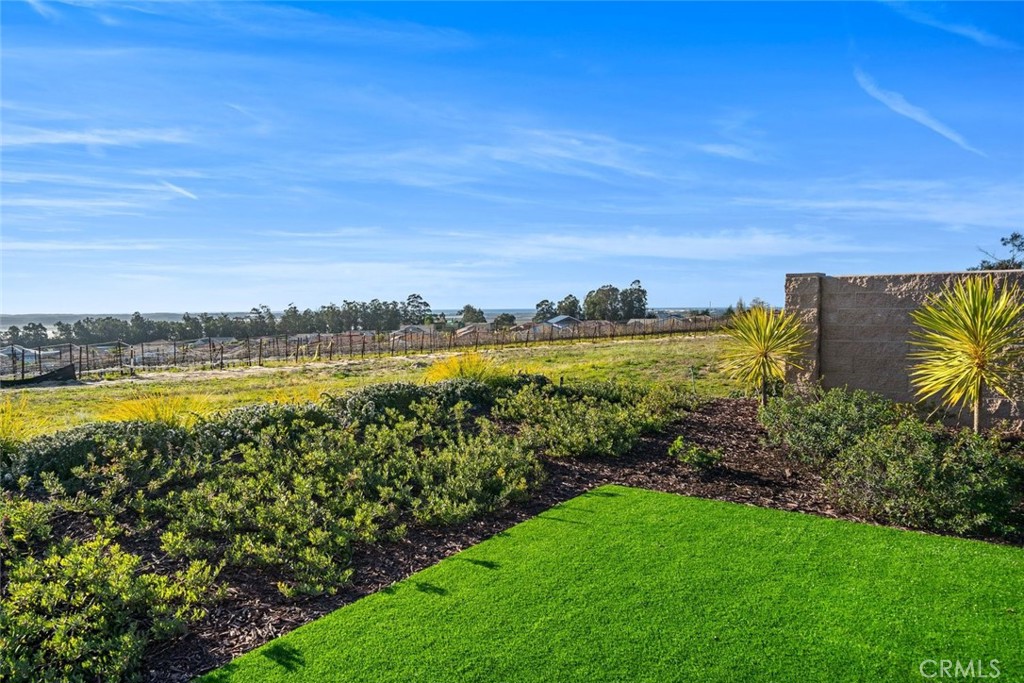 1658 Eucalyptus Road Nipomo, CA 93444 - Photo 22 of 75