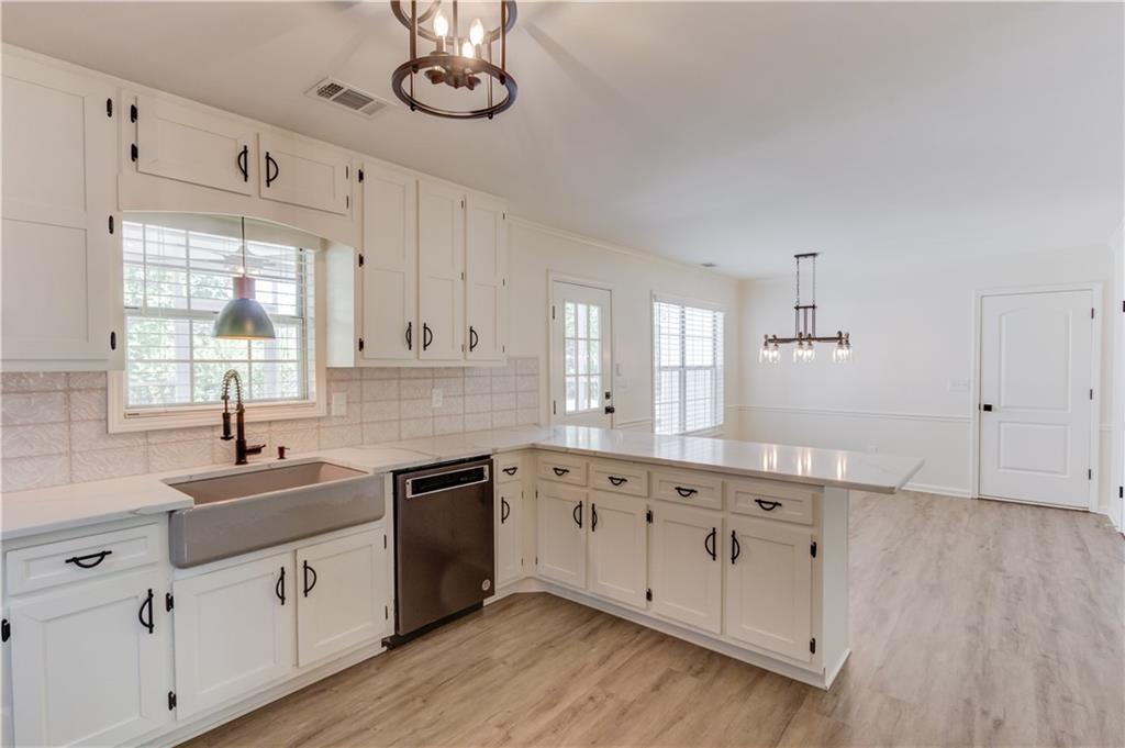 1554 Maddox Road Hoschton, GA 30548 - Photo 10 of 44