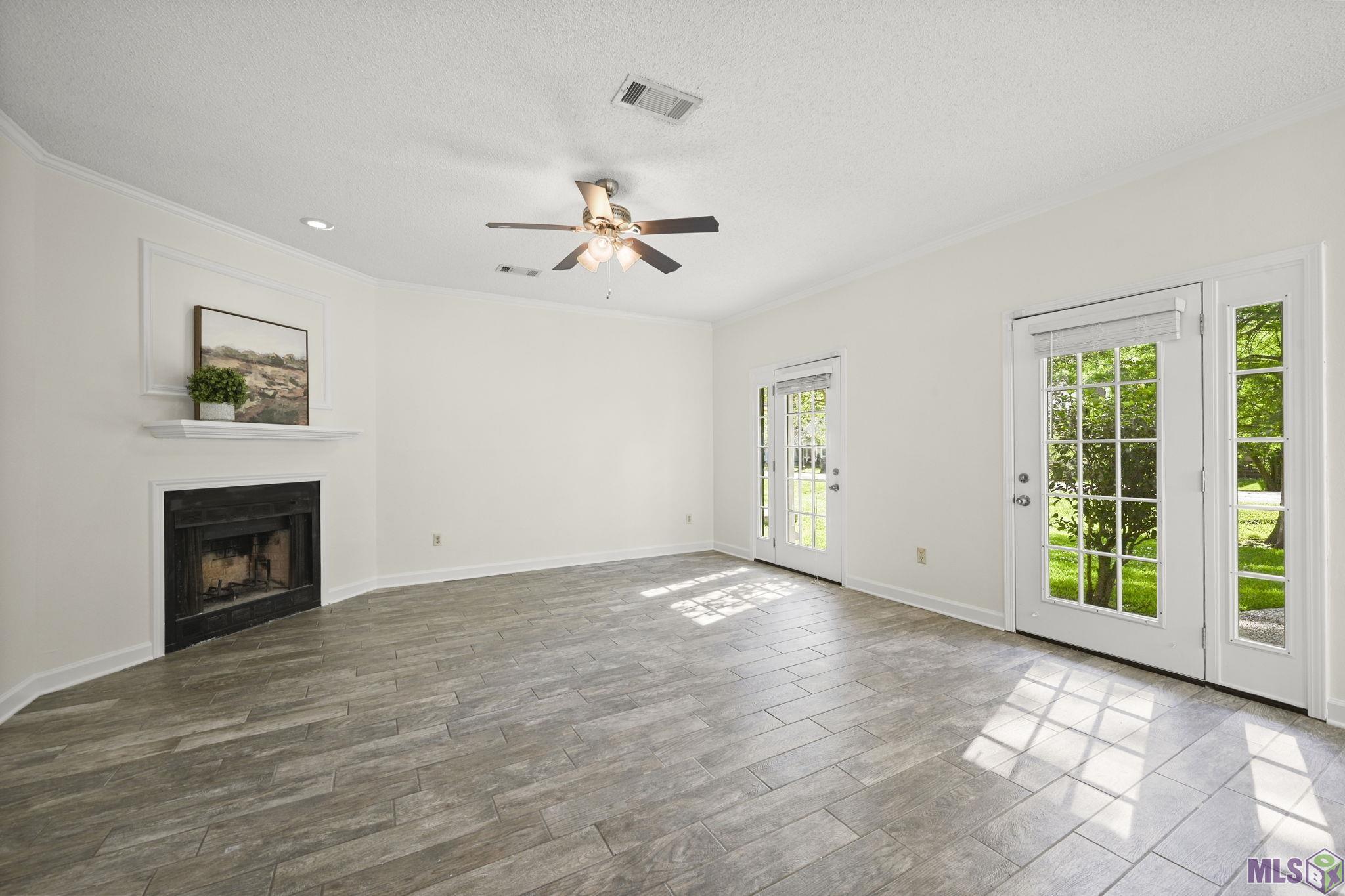 1450 Lila Street Baton Rouge, LA 70820 - Photo 2 of 15