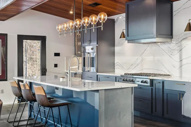 $3,300,000 | 249 Sawyer Road, Woodstock, VT 05091