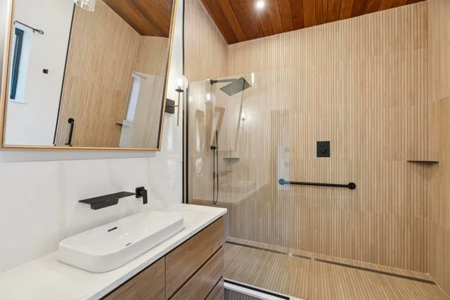 $3,300,000 | 249 Sawyer Road, Woodstock, VT 05091