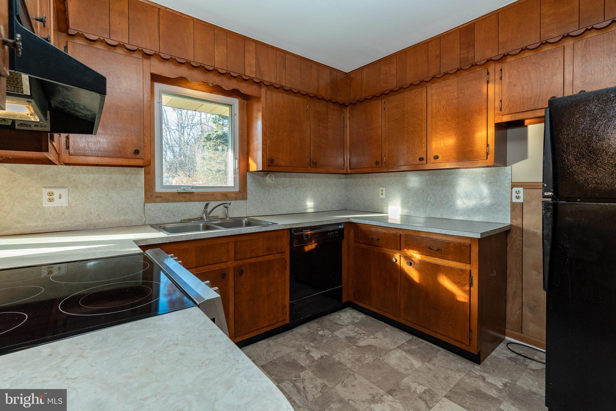 1440 Red Hill Road Elverson, PA 19520 - Photo 15 of 38 Gallery Image 15