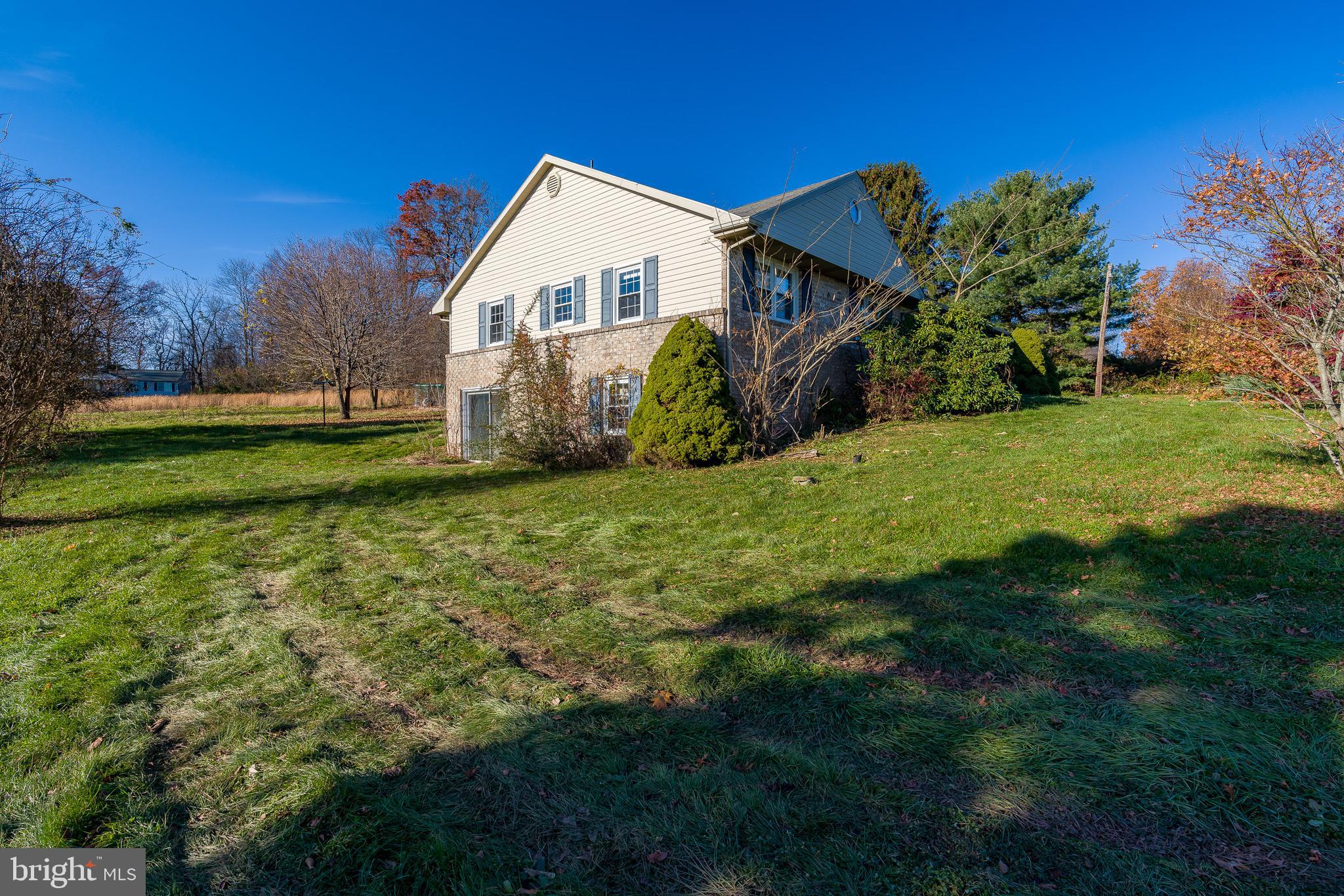 1440 Red Hill Road Elverson, PA 19520 - Photo 5 of 38 Gallery Image 5