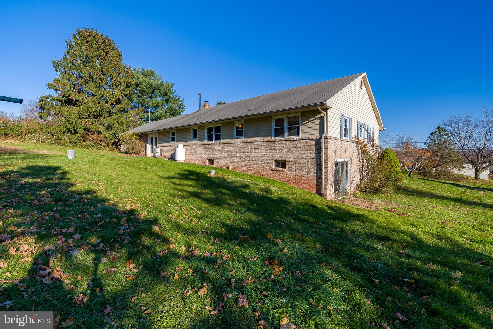 1440 Red Hill Road Elverson, PA 19520 - Photo 7 of 38 Gallery Image 7
