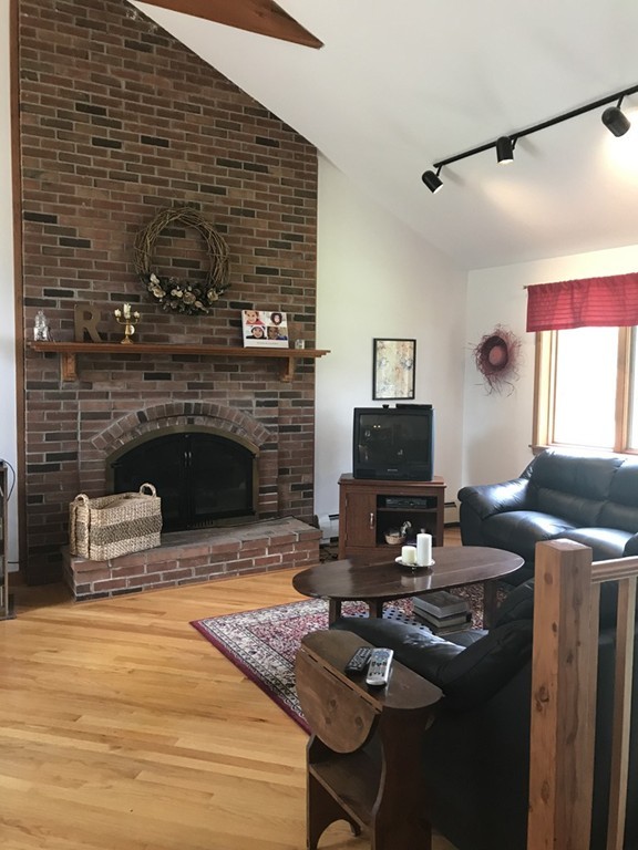 365 Bay Road Belchertown, MA 01007 - Photo 11 of 28 Gallery Image 11