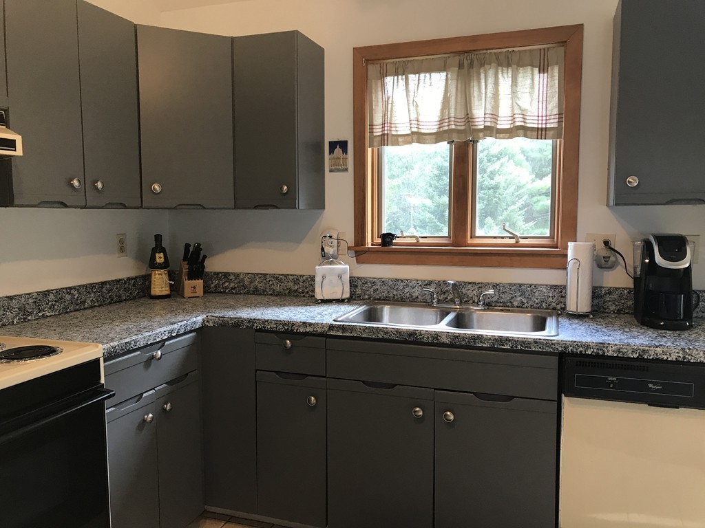 365 Bay Road Belchertown, MA 01007 - Photo 2 of 28 Gallery Image 2