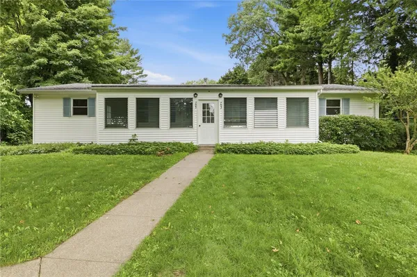 $274,900 | 703-705 Holt Road, Webster, NY 14580