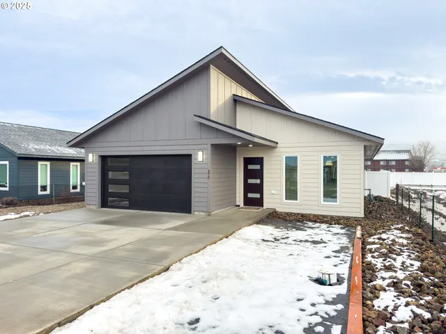 $409,000 | 670 E Street, Baker City, OR 97814