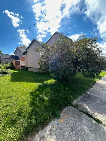 $150,000 | 518 13th Avenue, Menominee, MI 49858