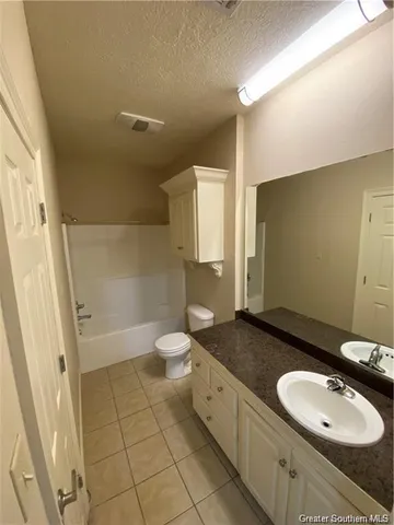 $1,100 | 233 Armistead Lane, Unit A, Lake Charles, LA 70611