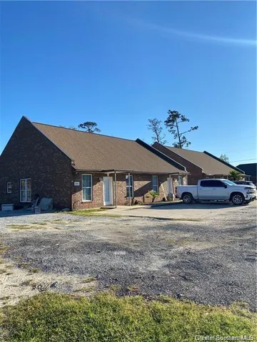 $1,100 | 233 Armistead Lane, Unit A, Lake Charles, LA 70611