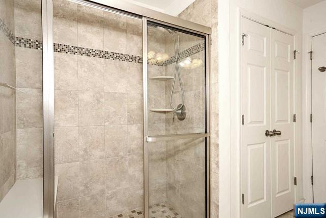 40 Autumn Way Montvale, NJ 07645 - Photo 24 of 35