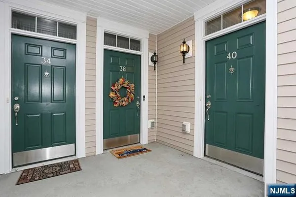 $4,300 | 40 Autumn Way, Montvale, NJ 07645