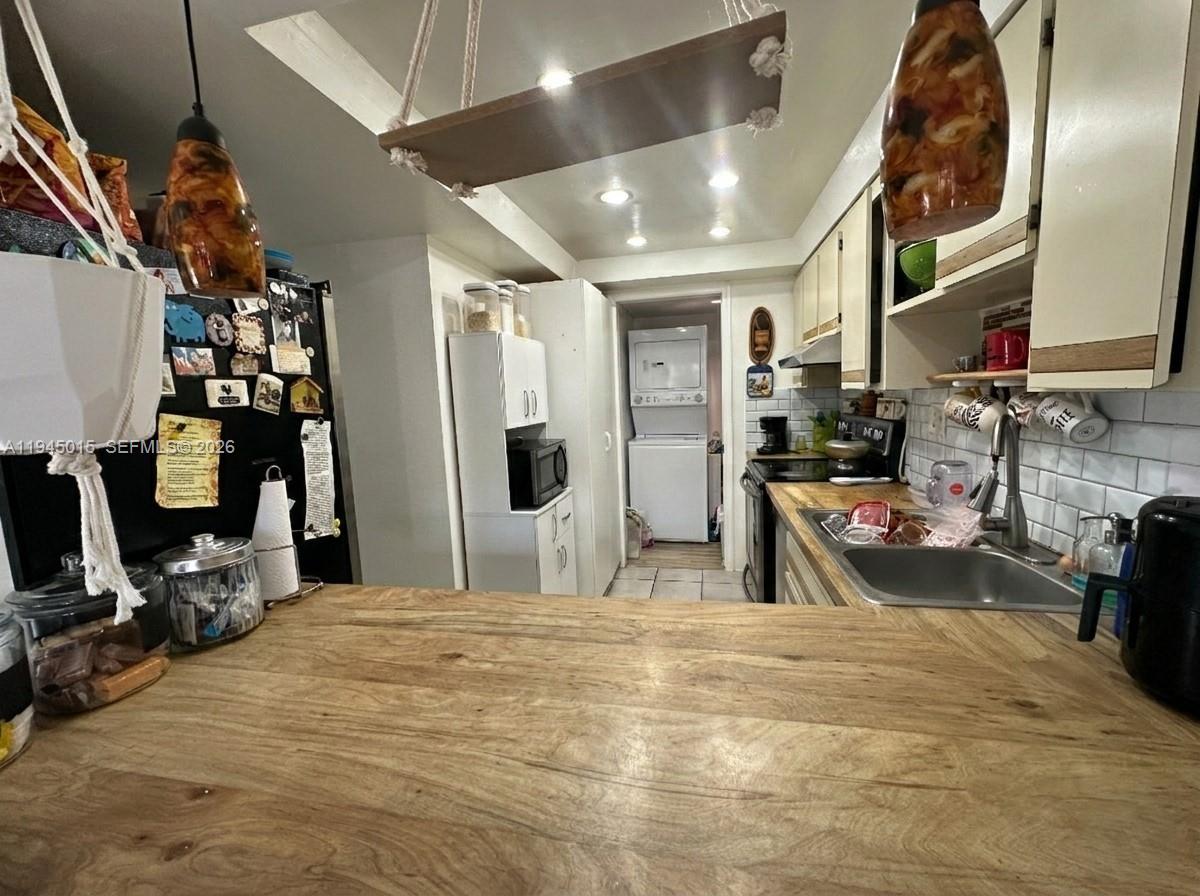 6601 Southwest 137th Court, Unit 2B Miami, FL 33183 - Photo 23 of 59