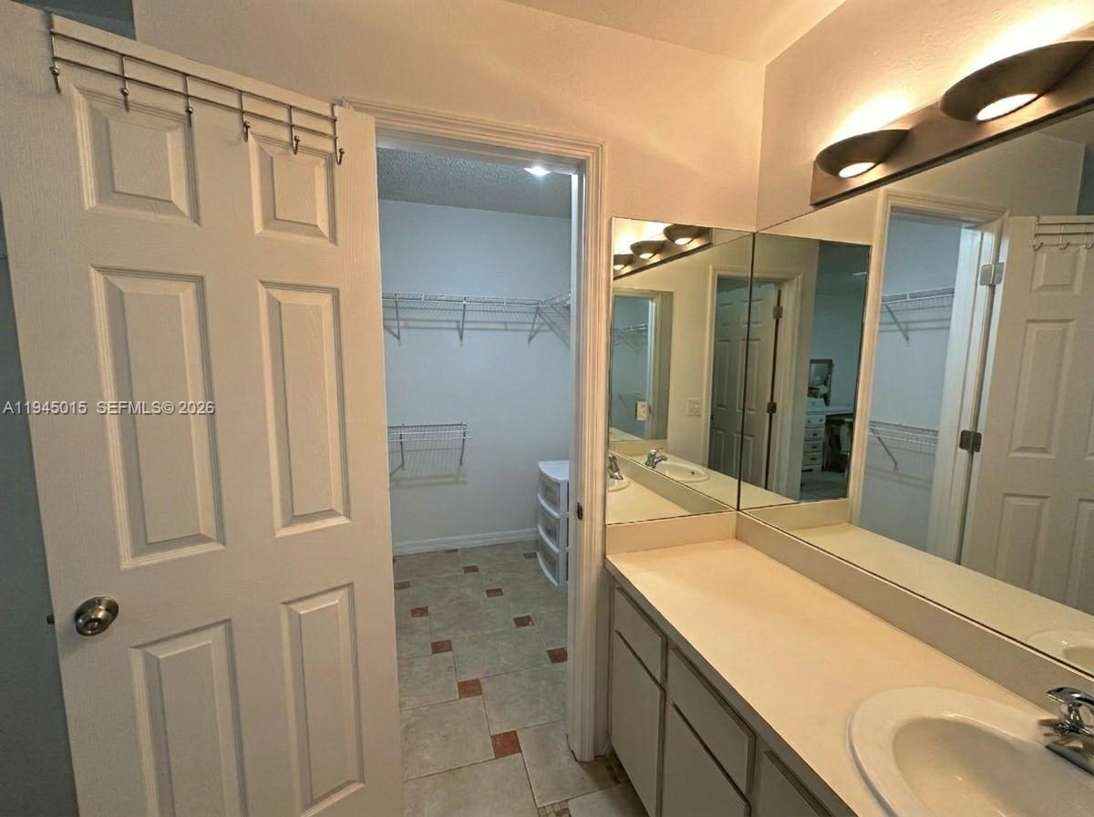 6601 Southwest 137th Court, Unit 2B Miami, FL 33183 - Photo 37 of 59