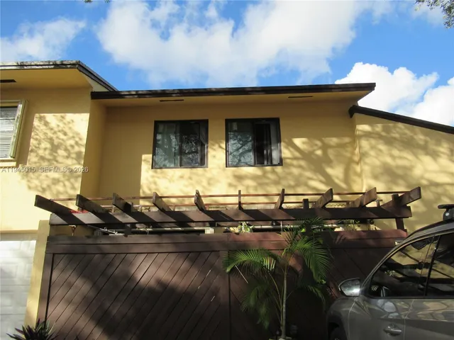 $440,000 | 6601 Southwest 137th Court, Unit 2B, Miami, FL 33183