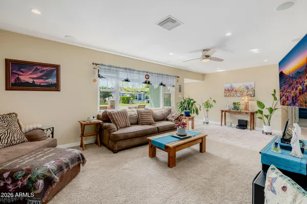 $1,100,000 | 4942 East Whitton Avenue, Phoenix, AZ 85018