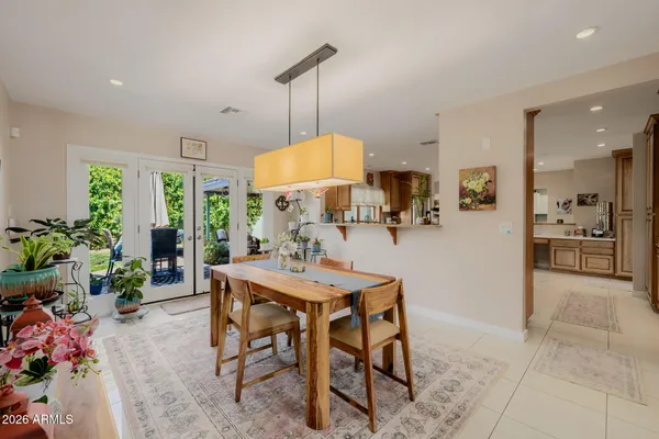 $1,100,000 | 4942 East Whitton Avenue, Phoenix, AZ 85018