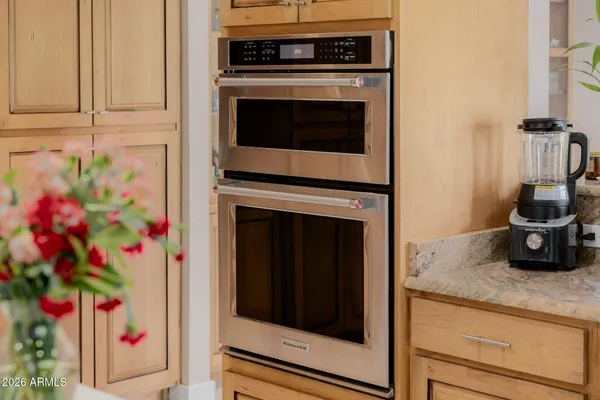 $1,100,000 | 4942 East Whitton Avenue, Phoenix, AZ 85018