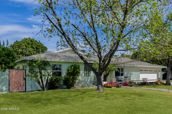 $1,100,000 | 4942 East Whitton Avenue, Phoenix, AZ 85018