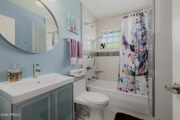 $1,100,000 | 4942 East Whitton Avenue, Phoenix, AZ 85018