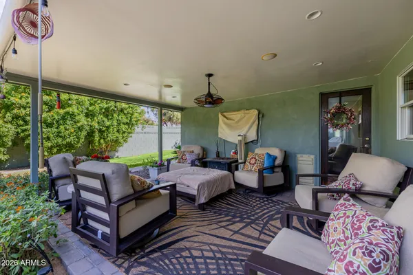 $1,100,000 | 4942 East Whitton Avenue, Phoenix, AZ 85018