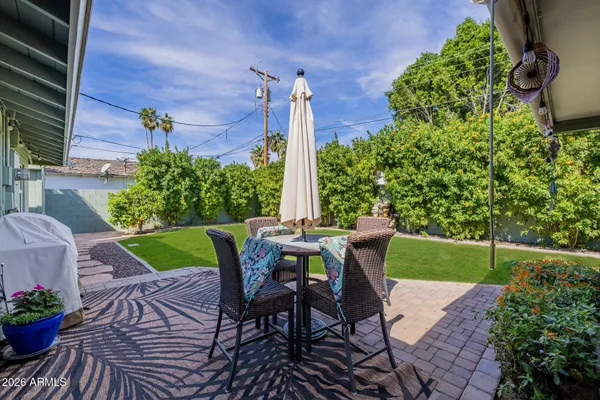 $1,100,000 | 4942 East Whitton Avenue, Phoenix, AZ 85018