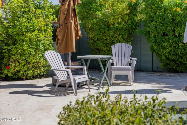 $1,100,000 | 4942 East Whitton Avenue, Phoenix, AZ 85018