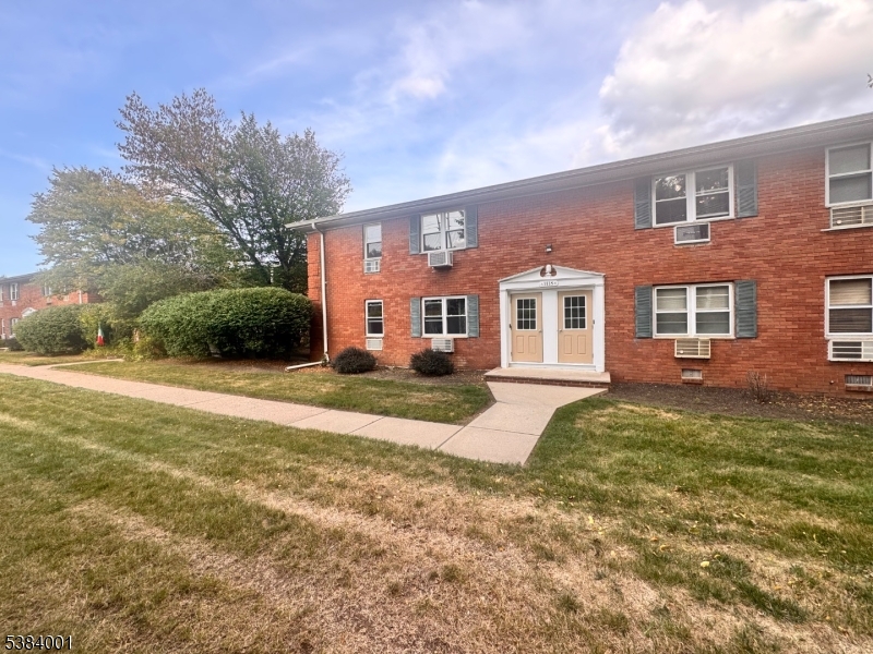 1118 Valley Road, Unit 2A Wayne, NJ 07470 - Photo 5 of 11