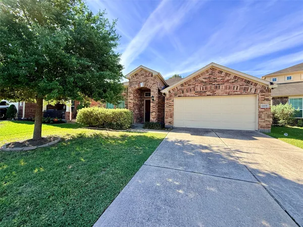 $2,000 | 12115 Rockridge Falls Drive, Tomball, TX 77375